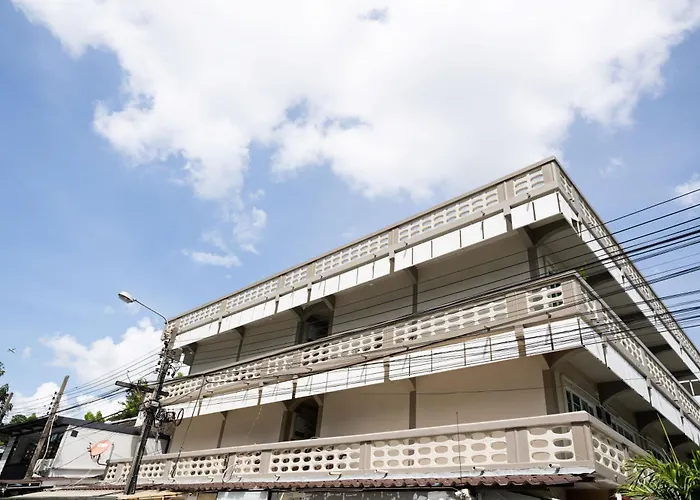ดอนเมือง 205 Near Don Mueang Airport & Bts Wat Phrasi Apartment *